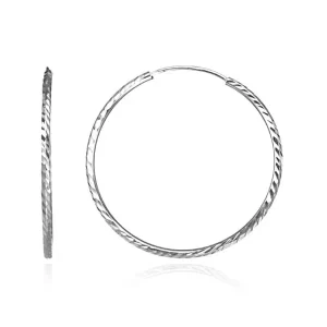 okrogli-uhani-iz-srebra-925-vgravirana-zrna-40-mm